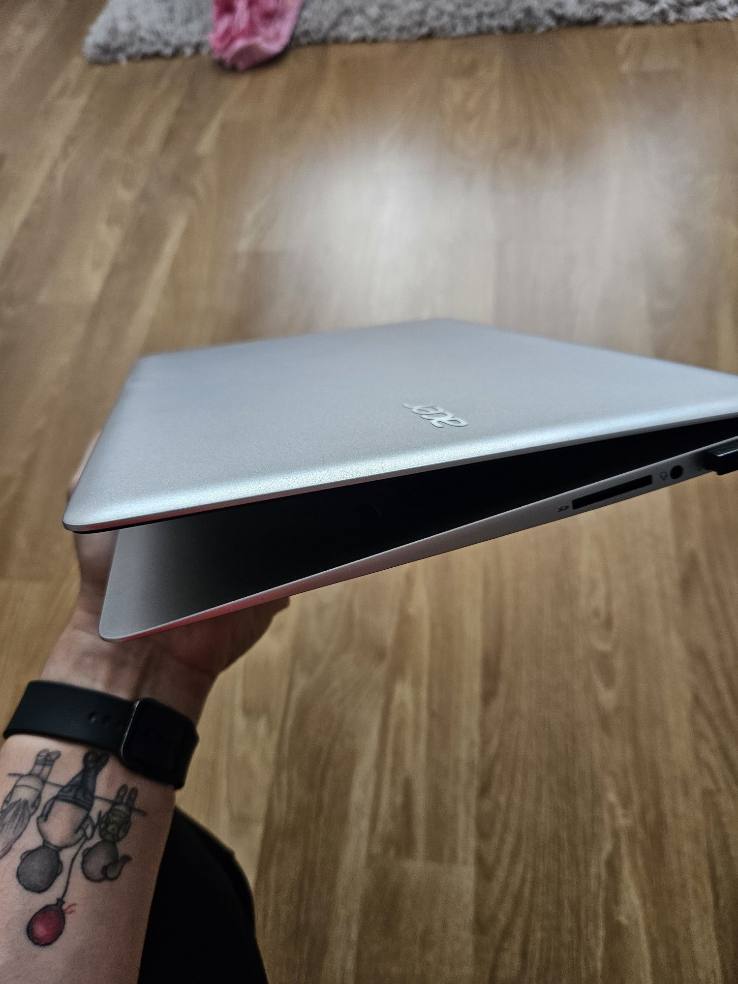 Laptop Acer sf 314-51