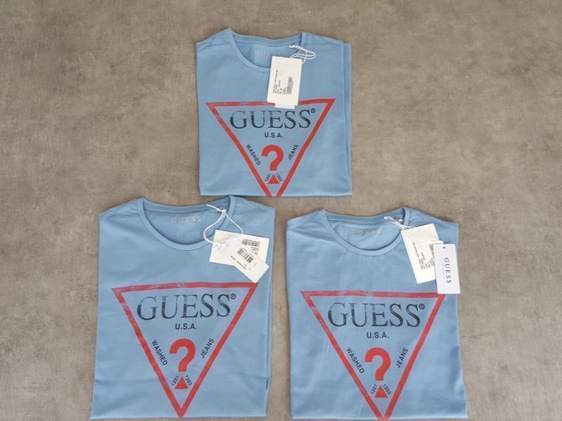 ПРОМО GUESS JEANS -L и 2XL Оригинална мъжка умалена  тениска