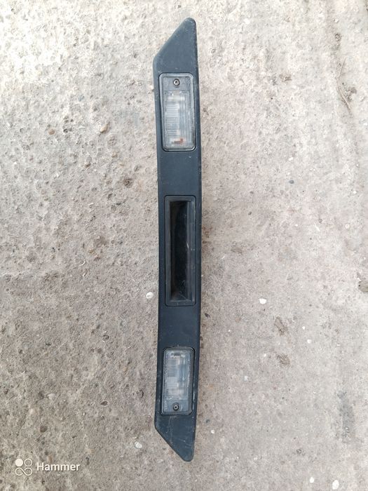 Продавам дръжка за задна врата за audi a3 8p