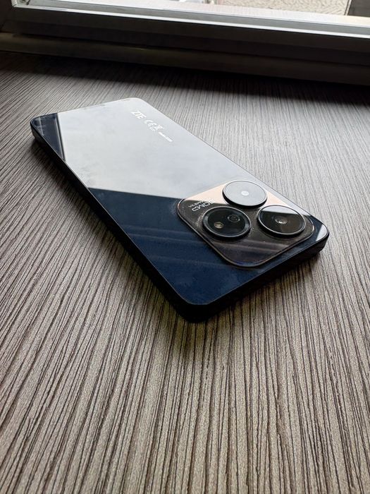 Нов! Zte Blade v60