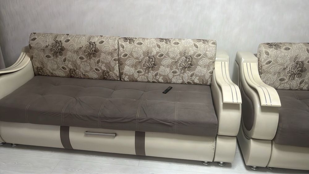 Продам мягкий уголок