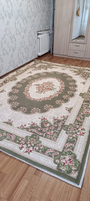 Красивый турецкий ковер