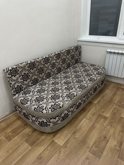 Продам раскладной диван