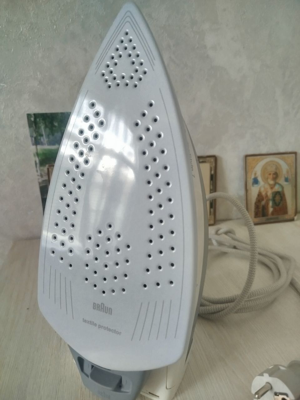 Продаётся утюг браун оригинал