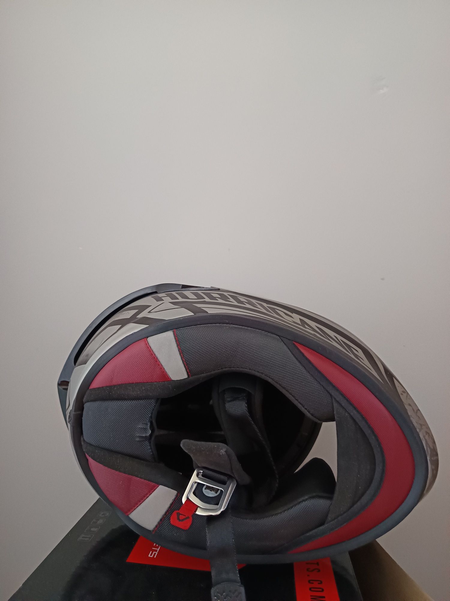 Каска Vemar "Hurricane"