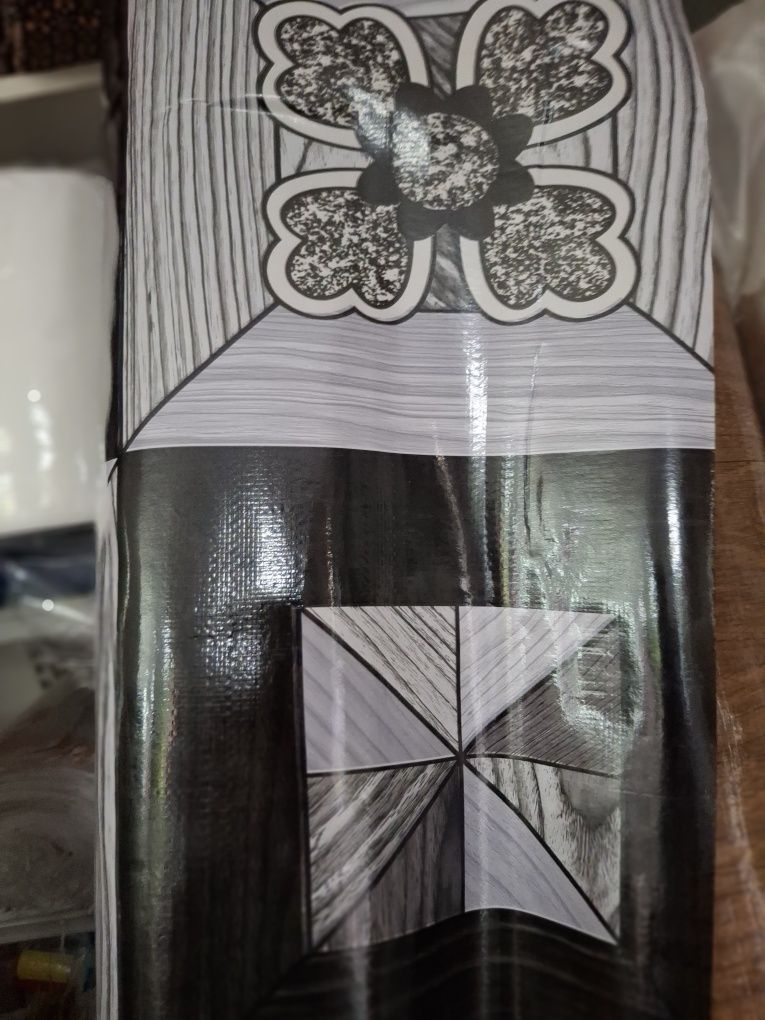 Linoleum Gri Model nou 2 m lat x 20 m lung.