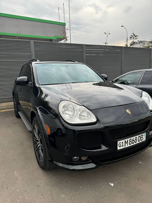 Porshe Cayen 2006 й. 3.2 объем чёрный цвет