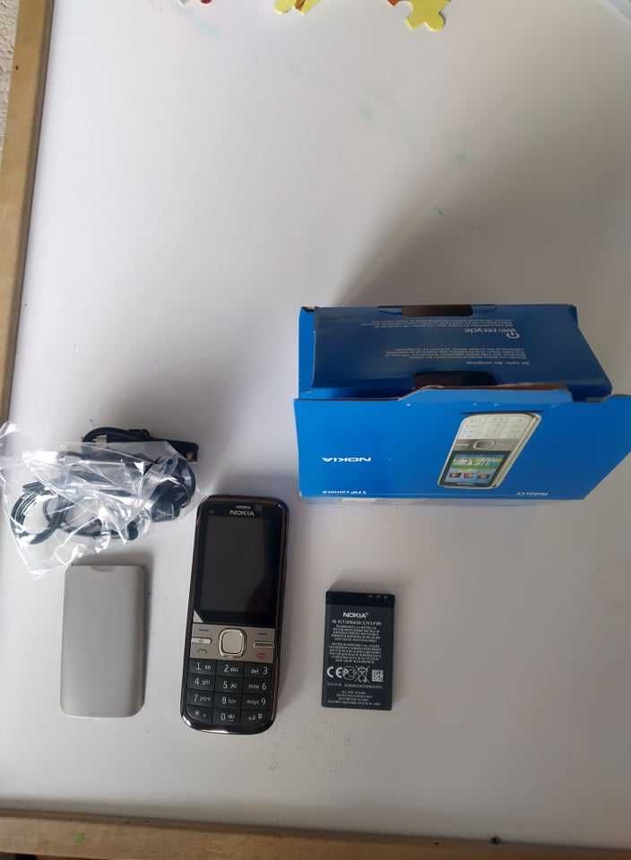 Мобилен телефон Nokia C5-00 сив 5MP, GPS, symbian, ram 512 bluetooth