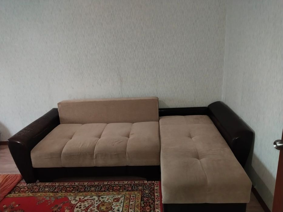 Продам диван б/у