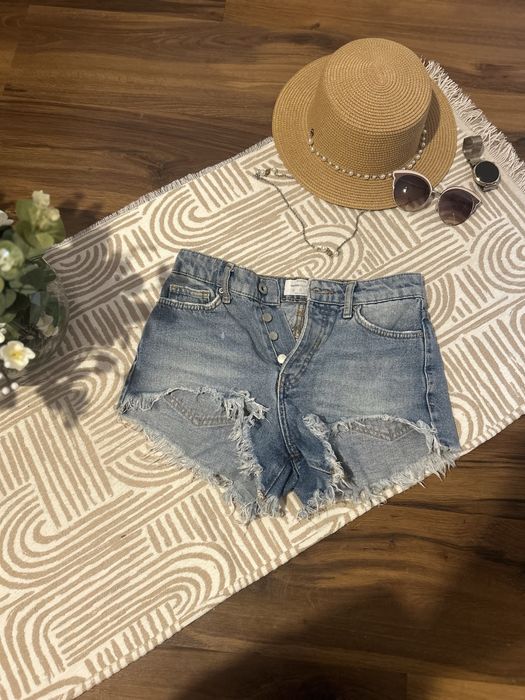 Къси панталони и поли 34-36 BERSHKA, ZARA