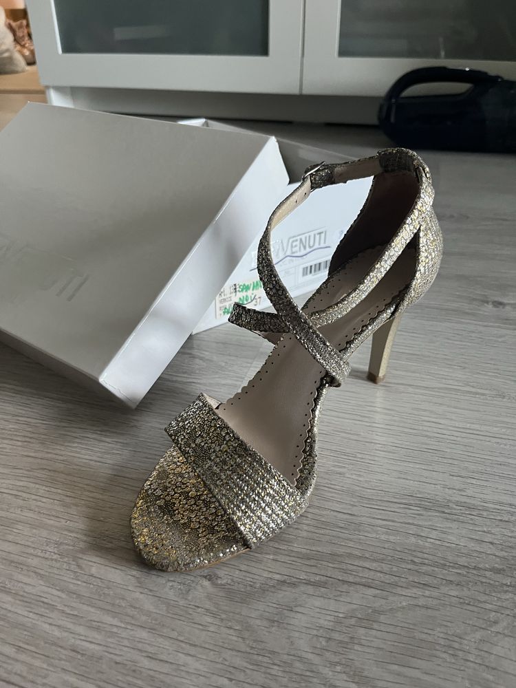 Vand sandale Benvenuti