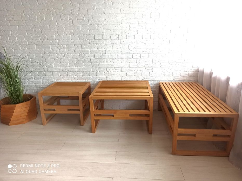 Градински маси от масив