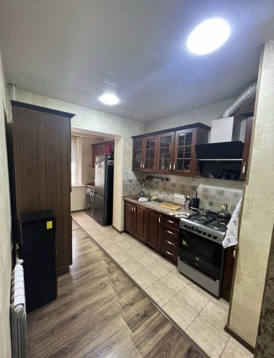 Продаётся на Карасу-6 5ком