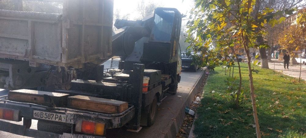 Автовышка 28 метр Hyubdai sotiladi. Holati zor. Ishlab turibdi. 2007