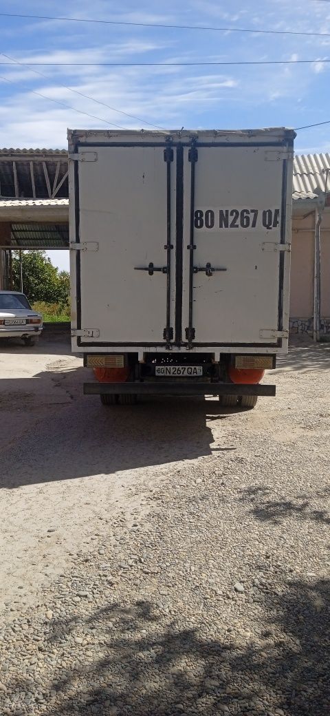 Isuzu gurzavoy,,