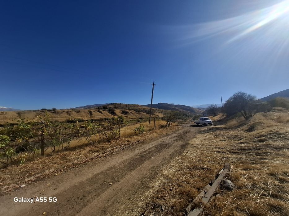 Бустанлик тумани. Галасой Амирсой йулида Курилиш учун ер 1 гектар