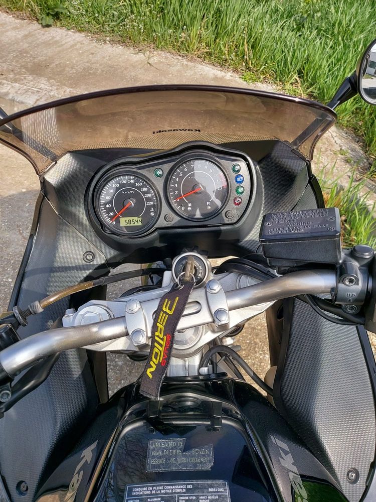 Kawasaki er6f 2009 impecabila.