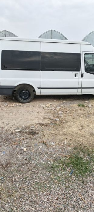 Ford tranzit 2010 yil
