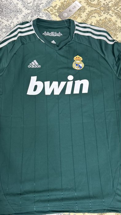 Новая футбольная Форма Real Madrid 12-13 год