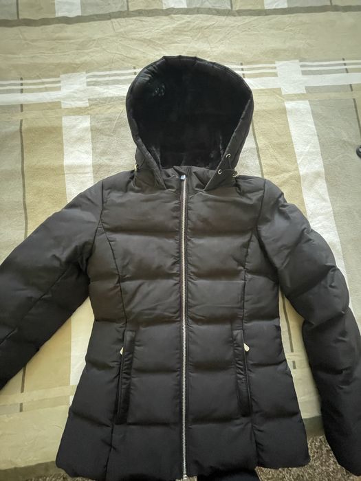 Vand geaca de iarna Zara