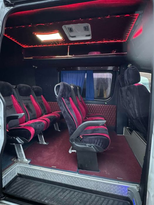 Mercedes Sprinter 319 8+1 autoturism M1 3.0 V6 2017