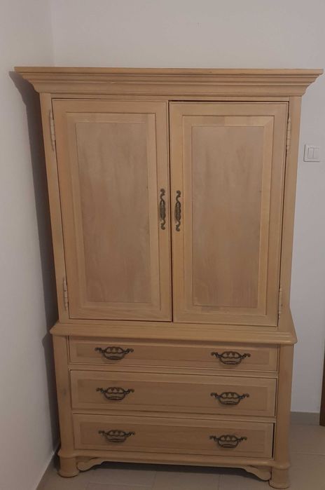 Sifonier/dulap lemn masiv, model vintage