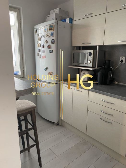 Продава се Двустаен апартамент в Варна, Цветен квартал - 55 кв.м за 2055 €/кв.м - Снимка #1