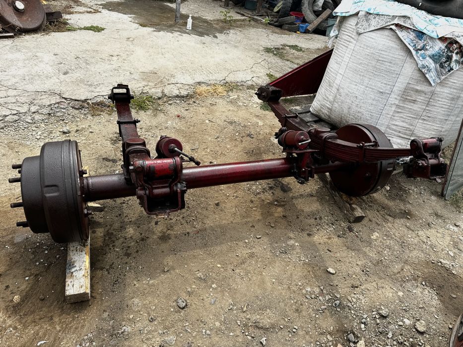 Punte / axa remorca 7,5 T . -   Roti combinator romanesc