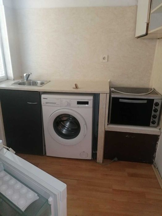 Дава се под наем Двустаен апартамент в Пловдив, Гагарин - 66 кв.м за 275 € - Снимка #1