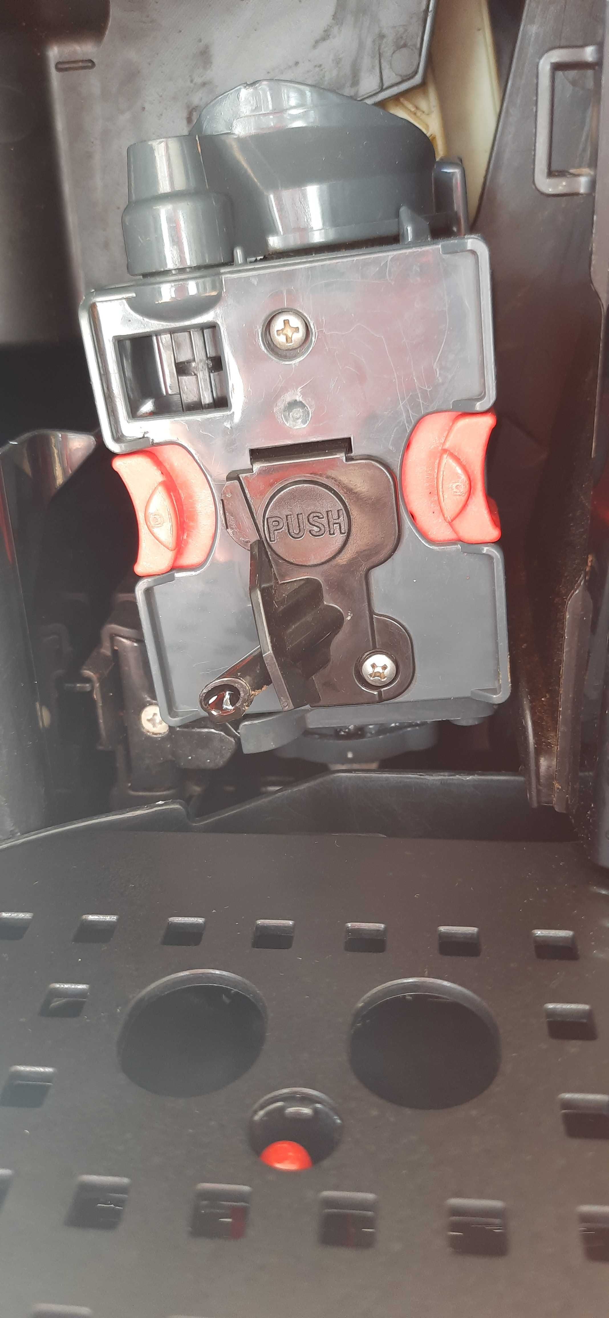 Кафеавтомат Delonghi EAM 3000, 1150W в отлично състояние