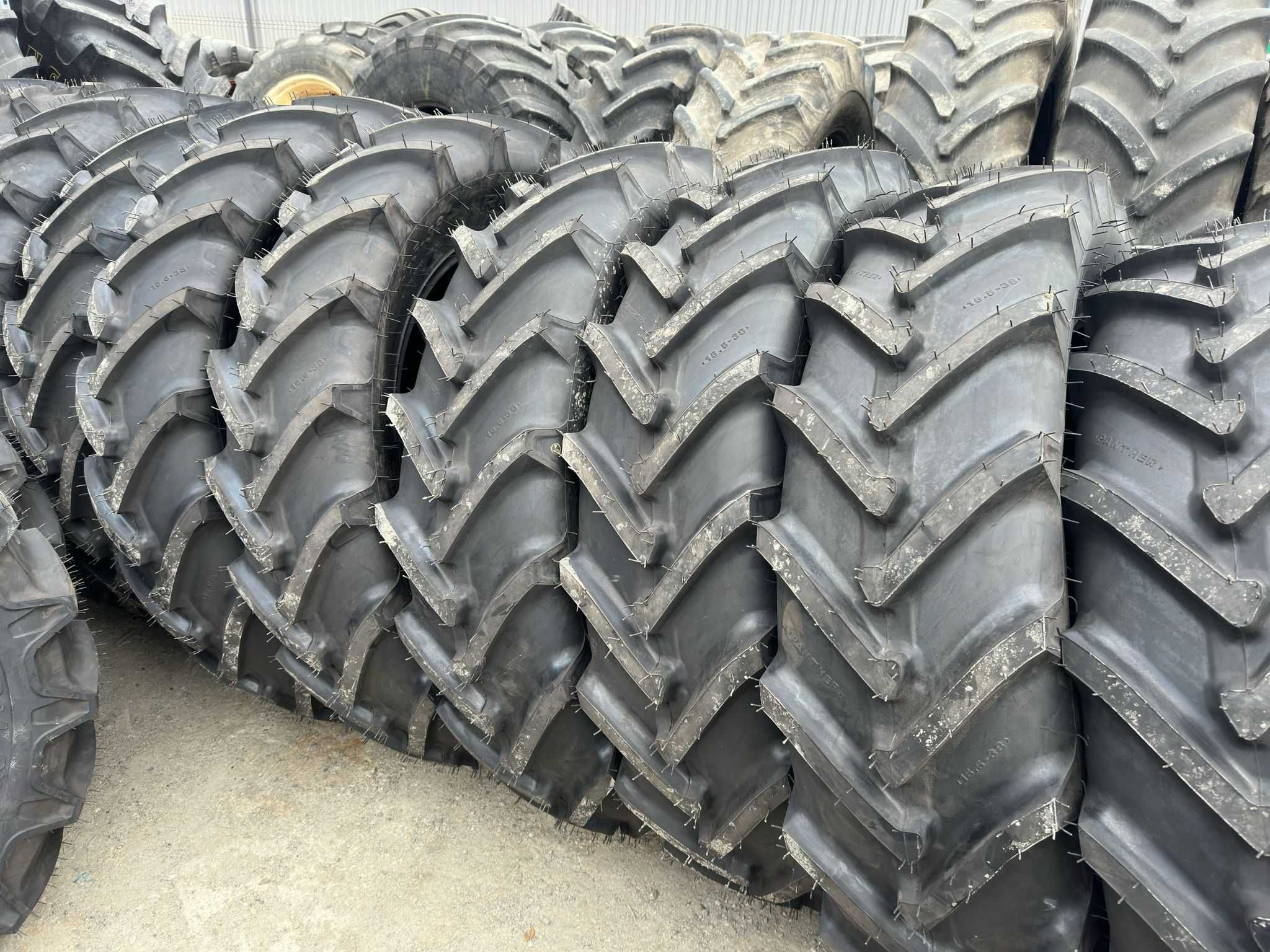 Anvelope 15.5-38 14 pliuri PANTHER noi pentru tractor U650