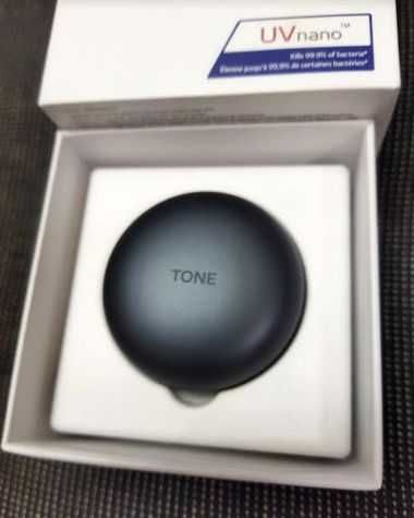 Безжични слушалки LG Tone Free DFP8, In-Ear