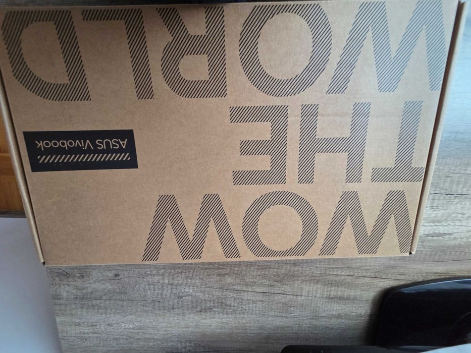 Продавам лаптоп ASUS VIvobook