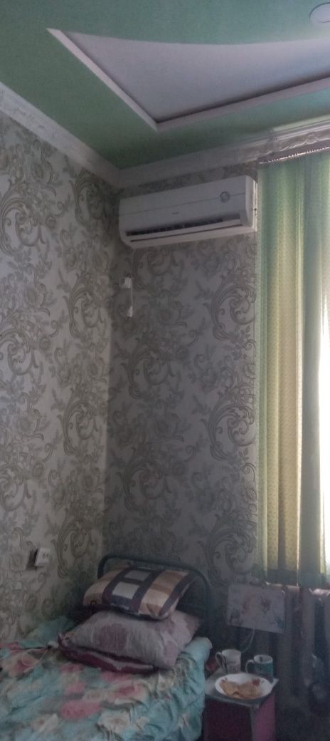 2 хоналик кувартира ижарага берилади катта йул ёкасига жойлашган