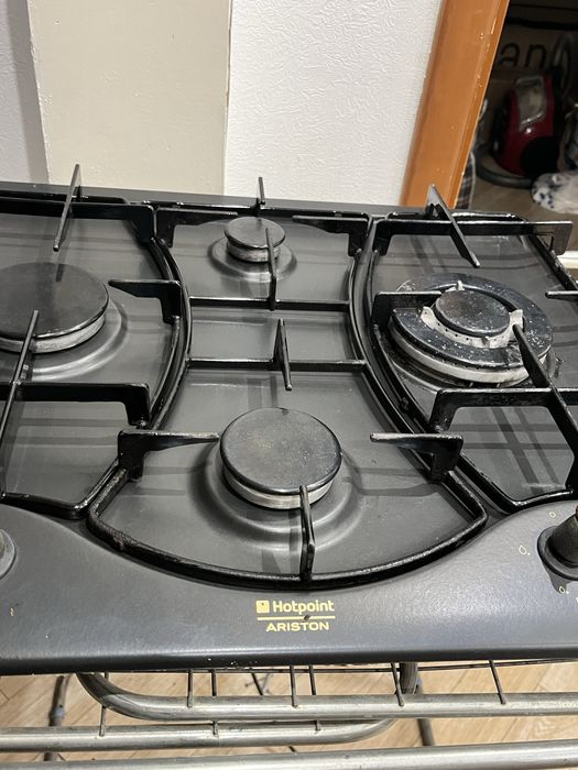 Варочная поверхность Ariston + холодильник LG.
