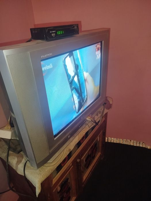 Televizor  LG Flatron