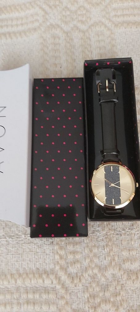 Часжвници,Часовник, AVON, мъжки, дамски, НОВИ!и