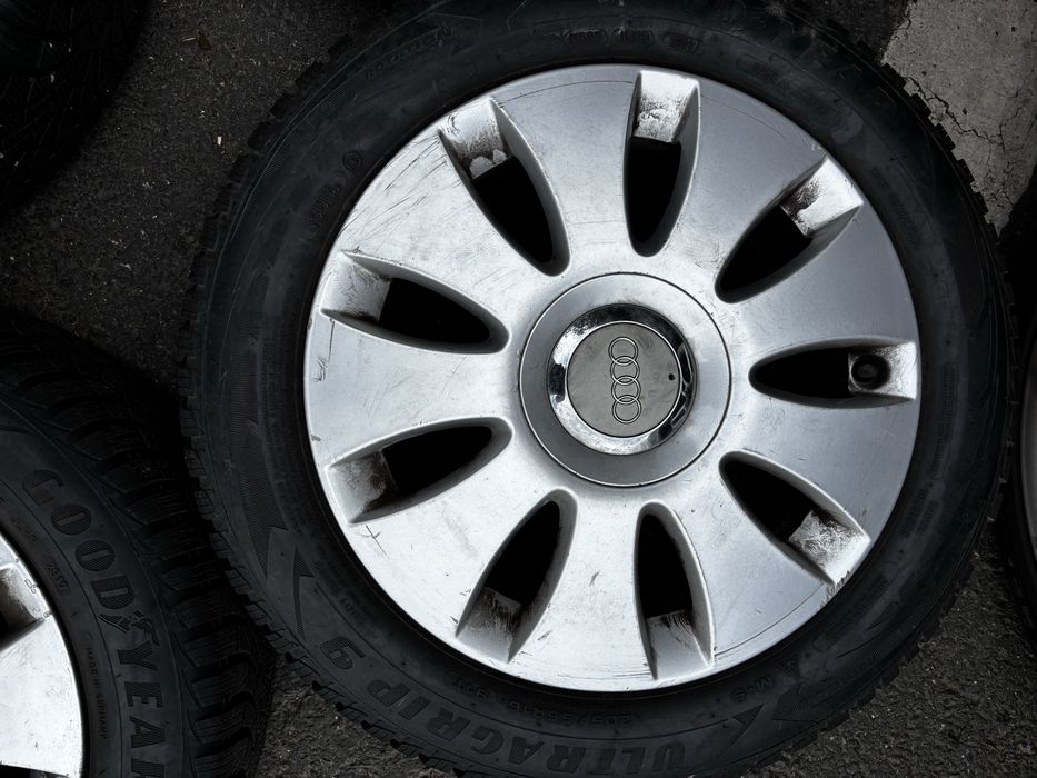 Set Complet Roti Iarna Originale Audi 5x112 R16