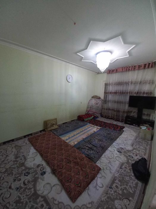 Sergile 5. 3 metro bekatiga 2 minutli yo'l  uy sotiladi 2 xonali 60 kv