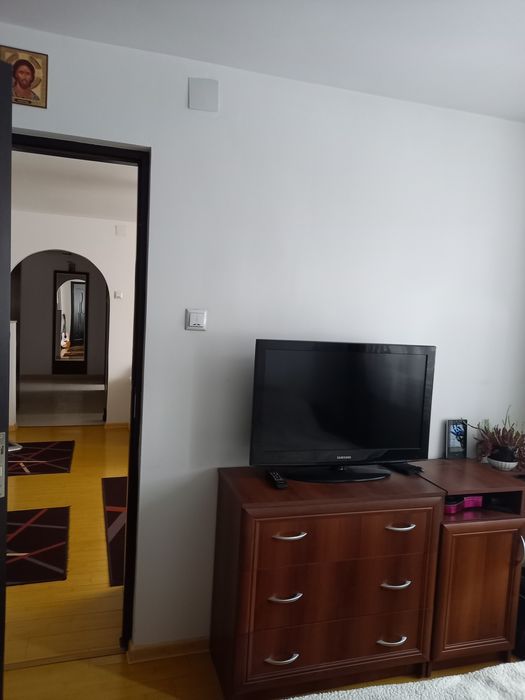 Apartament pentru închiriere
