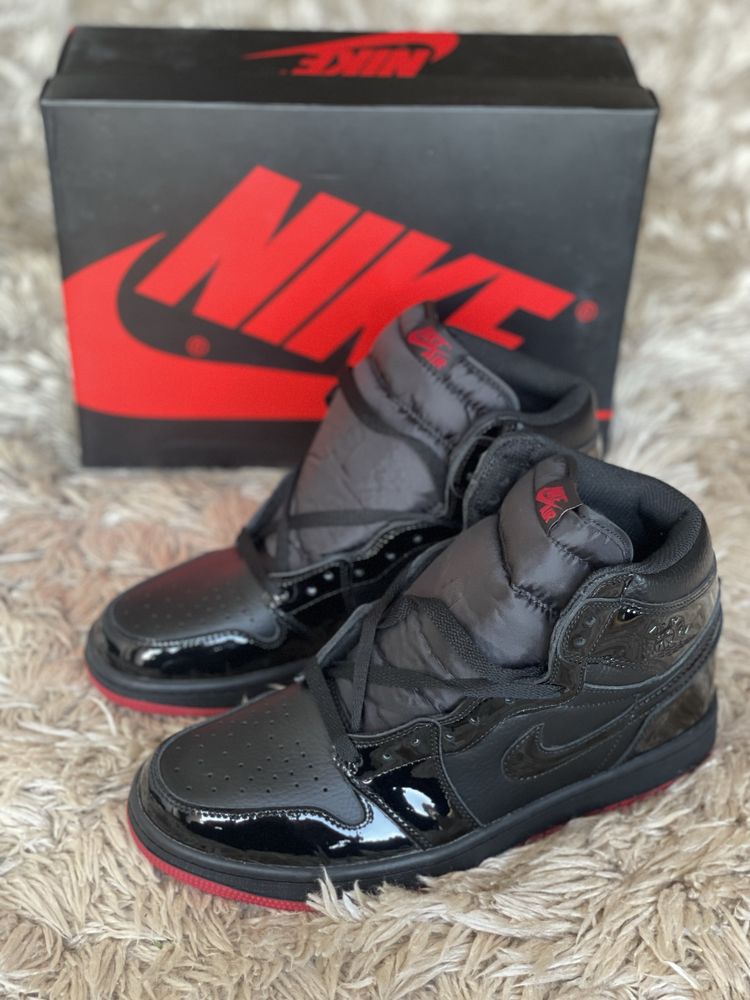 Air Jordan 1 Retro High Black Black Noire Metallic Triple Red