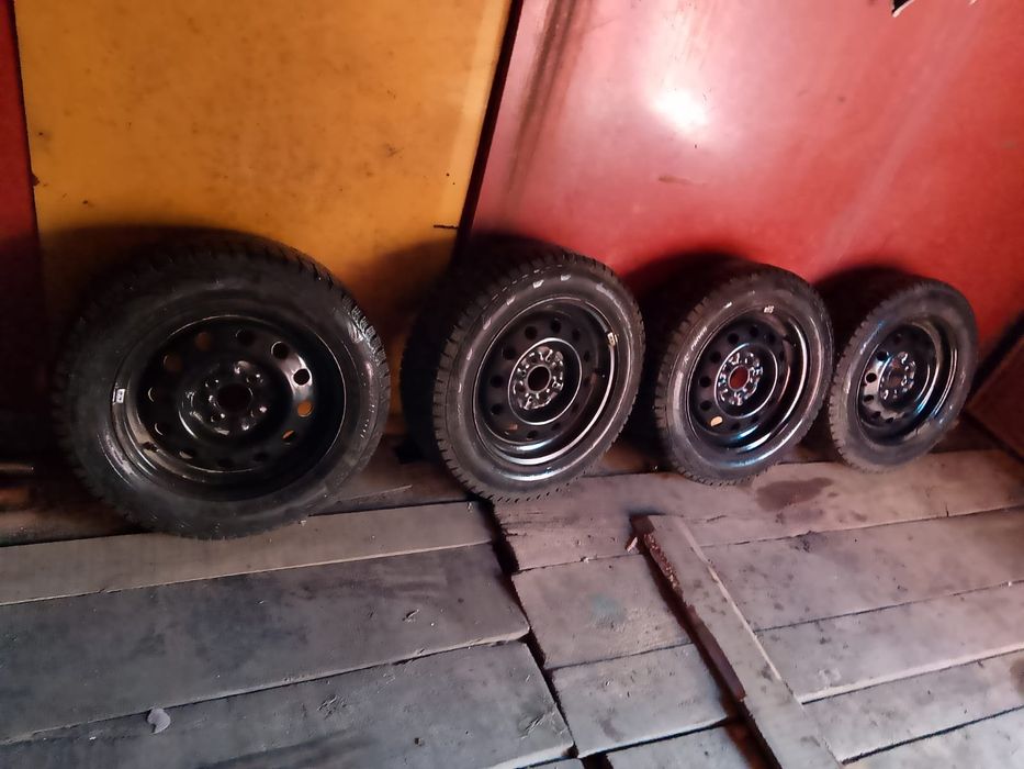 Продам колеса в сборе на 14 .