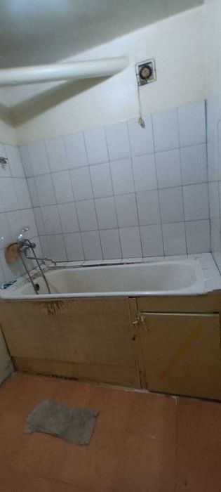 Medgorodok bozorcha yonida 2xona qilingan uy srochno sotiladi 48m2