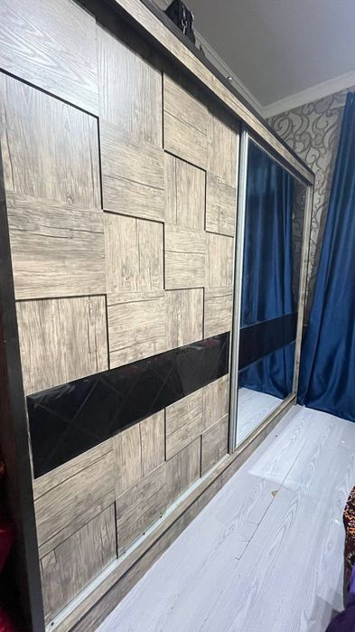 Продам вместительный шкаф  б/у. Состояние отличное