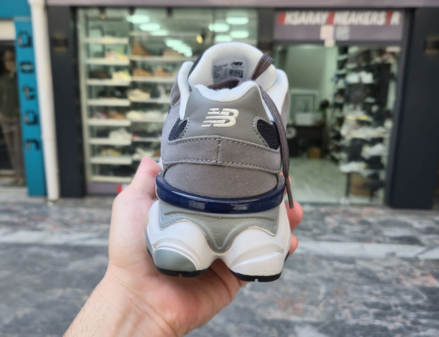 Мъжки маратонки new balance 9060