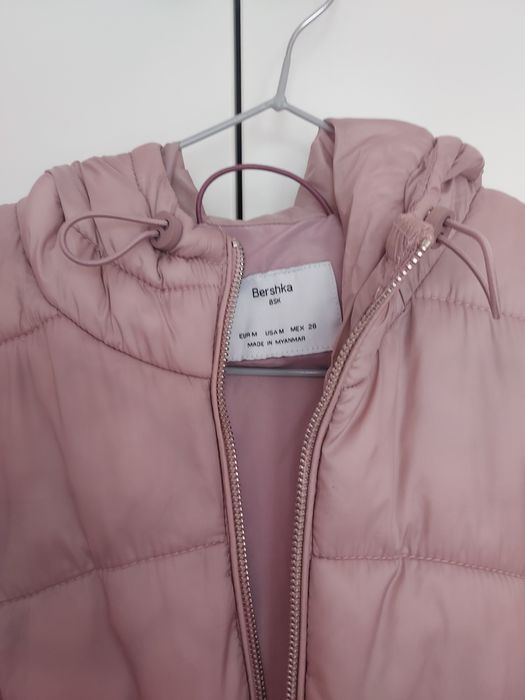 Geaca Bershka, marimea M