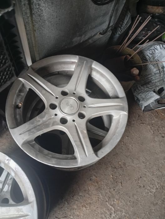 Продам диски хорошем состоянии