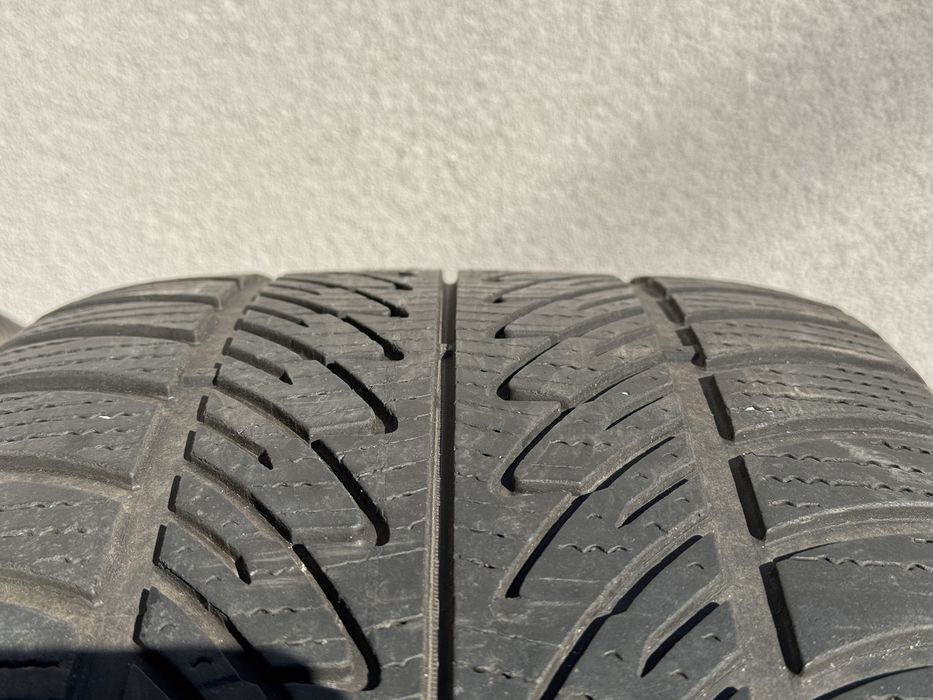 2 buc. anvelope iarna GoodYear UltraGrip 8 285/45/20 Audi Q7