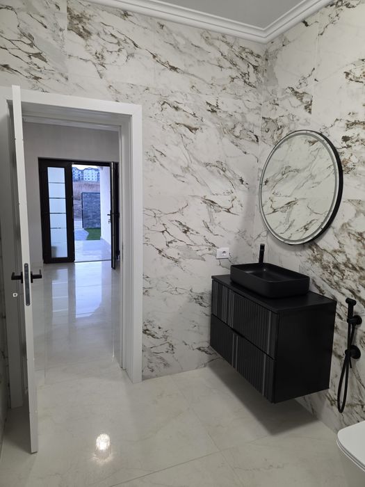 Vand casa pepinierii Valea Adanca