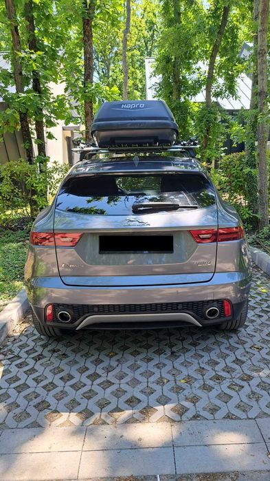 Jaguar E-Pace, Бензин, 250 к.с., 125,000 км реален пробег + 2 ключа